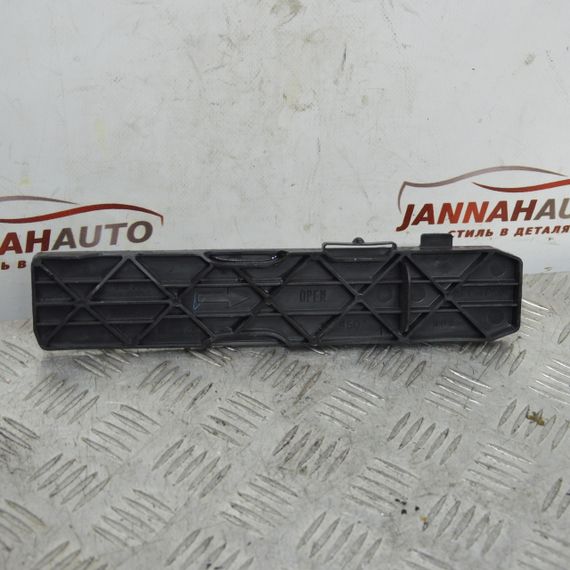 Кришка фільтра салона Volkswagen Golf V Passat B6 кришка салонного фільтра Фольксваген Гольф Пассат 3C0819422 | Зображення 1