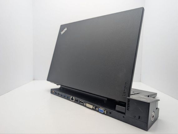 Ультрабук Lenovo ThinkPad L460 / 14" (1366x768) TN / Intel Pentium 4405U (2 (4) ядра по 2,1 ГГц) / 8 ГБ DDR3 / 500 ГБ HDD / Intel HD Graphics 510 / Веб-камера / Док-станція б/в | Зображення 6