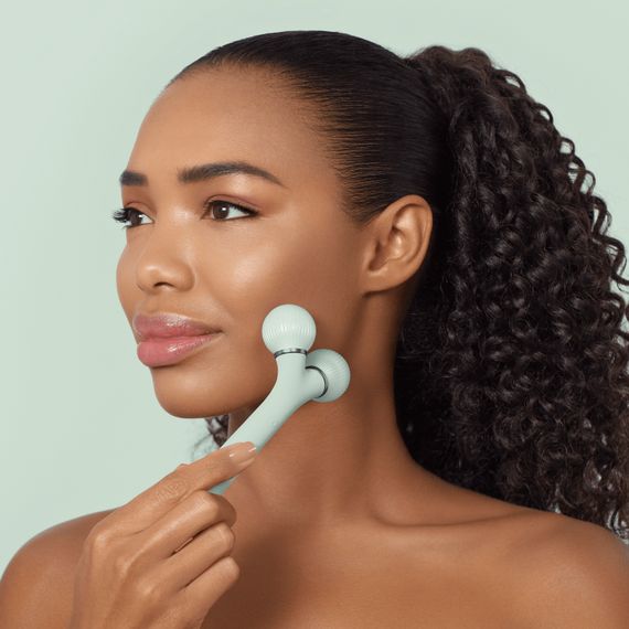 Електронний ультразвуковий ролик для обличчя GESKE Sonic Facial Roller 4в1 green | Зображення 3