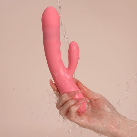 Вібратор-кролик Svakom Avery Strawberry Pink зі стовбуром, що рухається, рух вперед-назад Sex Aura | Зображення 9