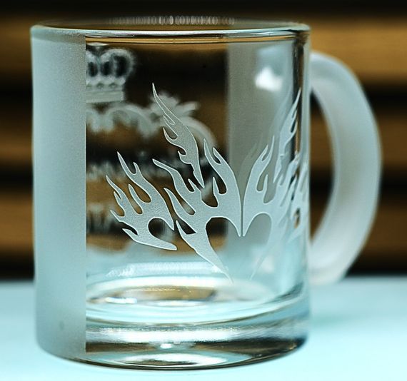 Іменна скляна чашка 320 мл Мама  подарунок для батьків  кружка з гравіюванням матусі | Зображення 4