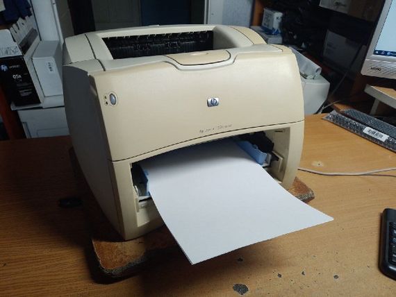 Принтер Б-клас HP LaserJet 1200 / лазерний монохромний друк / 1200x1200 dpi / А4 / 14 стор./хв. / USB 2.0, LPT б/в | Зображення 3
