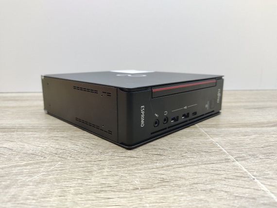 Неттоп Fujitsu Esprimo Q958 Mini USFF / Intel Core i5-9500T (6 ядер по 2.2 - 3.7 GHz) / 8 GB DDR4 / 240 GB SSD / Intel UHD Graphics 630 / Кабель живлення б/в | Зображення 2