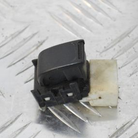 Перемикач склопідйомника правих дверей Opel Agila A 2000-2007 Кнопка скла правих дверей Опель Агіла А