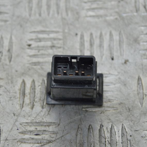 Кнопка TRC OFF Toyota Avensis 2003-2009 Кнопка антипробуксовочної системи Тойота Авенсіс TR8801 548-1Z51 | Зображення 1