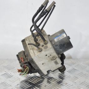 Блок управління ABS Volkswagen Passat B6 2005-2010 Насос АБС Фольксваген Пассат б6 3C0614095M