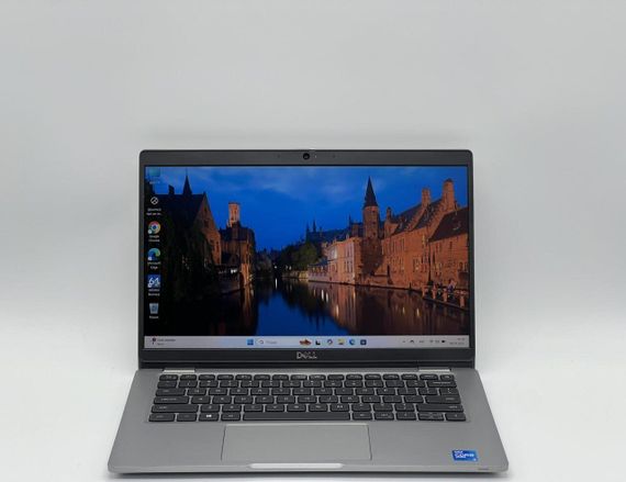 Ультрабук Dell Latitude 5320 / 13.3" (1920x1080) IPS / Intel Core i5-1145G7 (4 (8) ядра по 2.6 - 4.4 GHz) / 8 GB DDR4 / 240 GB SSD / Intel Iris Xe Graphics / WebCam б/у | Зображення 1