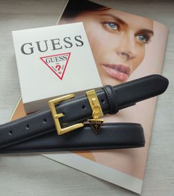 Жіночий шкіряний чорний ремінь Guess пряжка золото