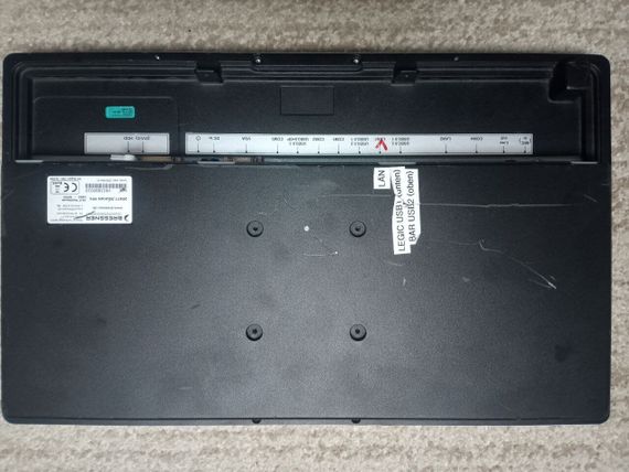 Моноблок Б-клас Bressner D85S / 19" (1920x1080) IPS Touch / Intel Core i5-7500T (4 ядра по 2.7 - 3.3 GHz) / 4 GB DDR4 / 120 GB SSD / Intel HD Graphics 630 / WebCam б/в | Зображення 2
