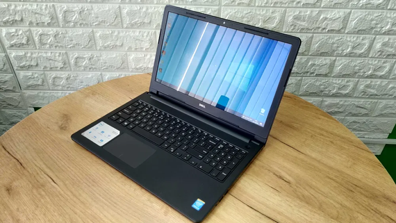 Ноутбук  Dell Inspiron 3558/15.6 HD/i5 5200U/8Gb/HDD500Gb/nVidia 920M-2Gb | Зображення 1