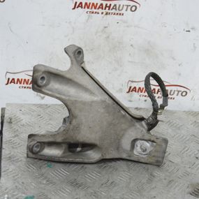 Кронштейн опори двигуна BMW E60 N52 2003-2010 Лапа опора мотора БМВ е60 22116770940 6770940