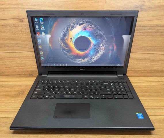 Ноутбук Dell Inspiron 15-3543 / 15.6" (1366x768) TN Touch / Intel Core i3-5005U (2 (4) ядра по 2.0 GHz) / 8 GB DDR3 / 240 GB SSD / Intel HD Graphics 5500 / WebCam / HDMI / Windows 10 б/у | Зображення 1