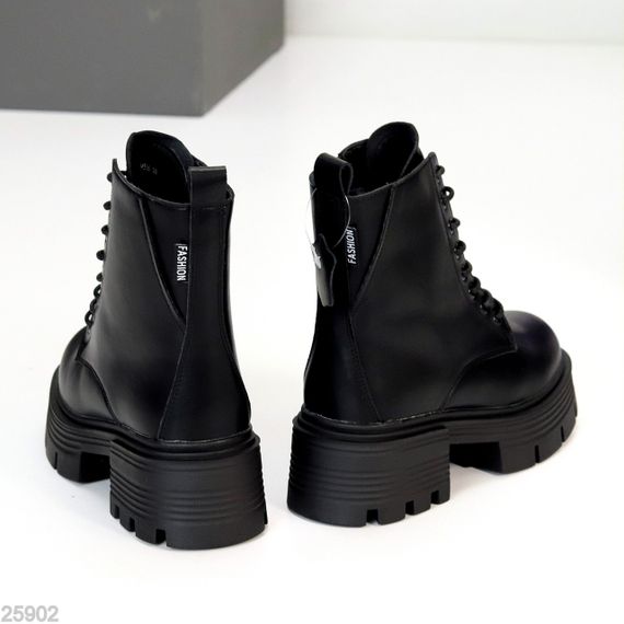 Чорні зимові шкіряні черевики берці на тракторній підошві | Зображення 2