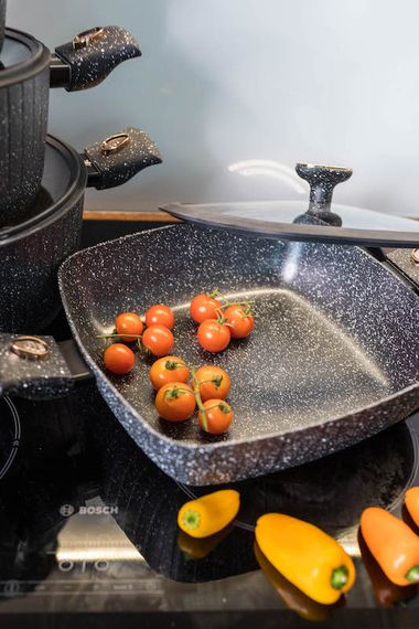Сотейник антипригарный с крышкой Sicilia Bollire 28х28см 4.4л ручка, многослойное покрытие