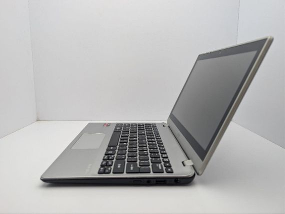 Нетбук Acer Aspire V5-112 / 11.6" (1366x768) TN Touch / AMD A4-1250 (2 ядра по 1.0 GHz) / 6 GB DDR3 / 160 GB HDD / AMD Radeon HD 8210 Graphics / WebCam б/в | Зображення 6