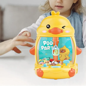 Детский игровой автомат с краном и игрушками "Цыпленок"