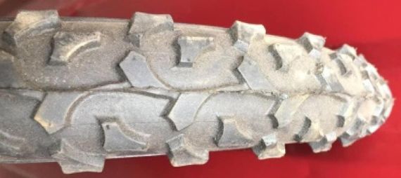 Велосипедная шина   10 * 2,00 Шиповка Косичка P-1033 LTK-3