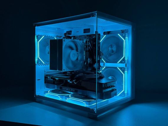 Ігровий ПК Gamdias Aura GC10M ARGB White Tower / AMD Ryzen 7 5700X (8 (16) ядер по 3.4 - 4.6 GHz) / 32 GB DDR4 / 500 GB SSD / nVidia GeForce RTX 3070, 8 GB GDDR6, 256-bit / 700W б/в | Зображення 2