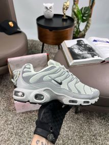 Чоловічі кросівки Air Max Plus New Reflektive Grey , В'єтнам 42 26.5