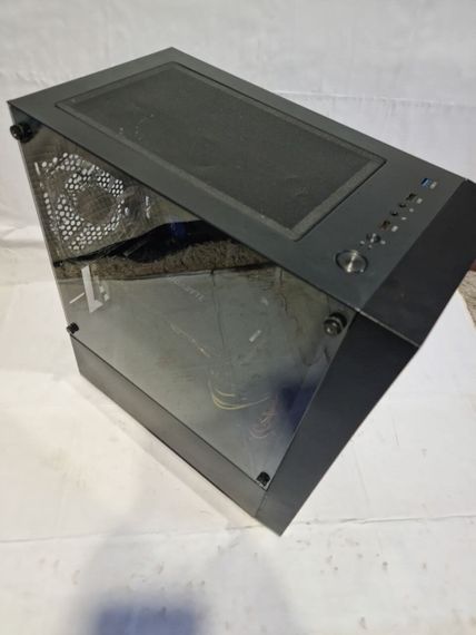 Ігровий ПК Vinga CS316B Tower / Intel Core i5-7400 (4 ядра по 3.0 - 3.5 GHz) / 16 GB DDR4 / 240 GB SSD + 2000 GB HDD / AMD Radeon RX 480, 4 GB GDDR5, 256-bit / 530W б/в | Зображення 2