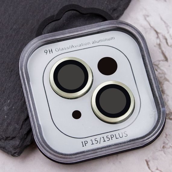 Захисне скло Metal Classic на камеру (в упак.) для Apple iPhone 15 (6.1") / 15 Plus (6.7") Салатовий / Light Green | Зображення 3