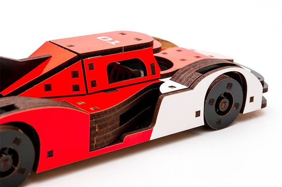 Конструктор Puz-01037 "Racing Car" Порше дерев'яний, 146 дет., розмір моделі 22х9х5 см PuzzleOk | Зображення 3