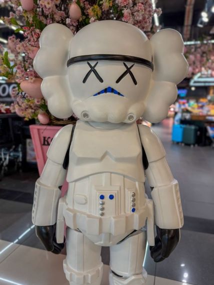 Kaws Star Wars Stormtrooper White велика колекційна статуетка фігурка 140 см білий kw007 | Зображення 2
