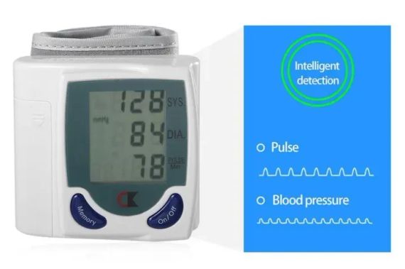 Цифровой автоматический тонометр Blood Pressure Monitor для измерения АД и пульса -VN-31 | Зображення 4