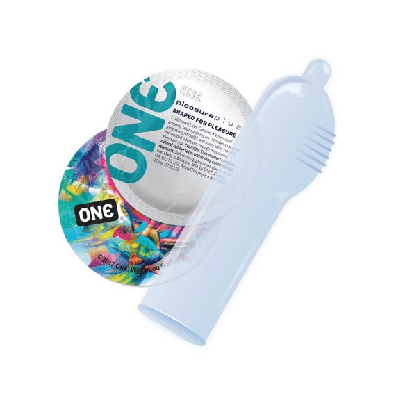 Презервативи ONE Pleasure Plus, 12 шт, з ребристою ділянкою на кінці, подарункове паковання-тубус | Зображення 1