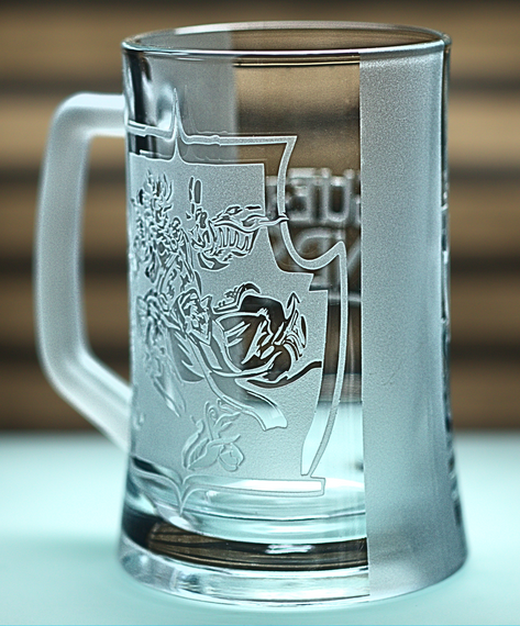 Пивной бокал 670 мл League of Legends с гравировкой кружка для фаната LoL Геймерский подарок лига легенд | Зображення 2