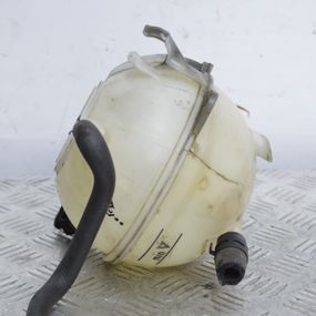 Розширювальний бачок Volkswagen Caddy III Golf V водяний бачок системи охолодження Фольксваген Гольф 1K0121407A