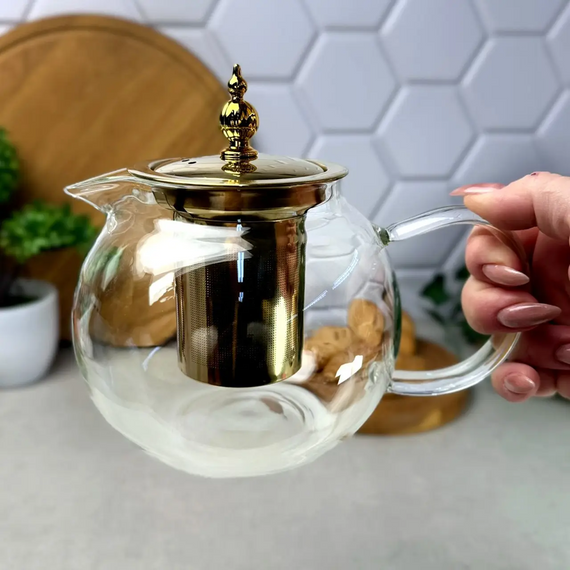 Стеклянный чайник-кофейник для плиты 950 мл Kandy GK-5801 с золотистыми элементами и удобным заварочным фильтром Прозрачный | Зображення 3