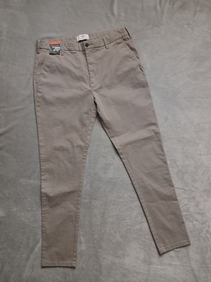 Чоловічі штани чіноси завужені р. 34/31 marks & spencer