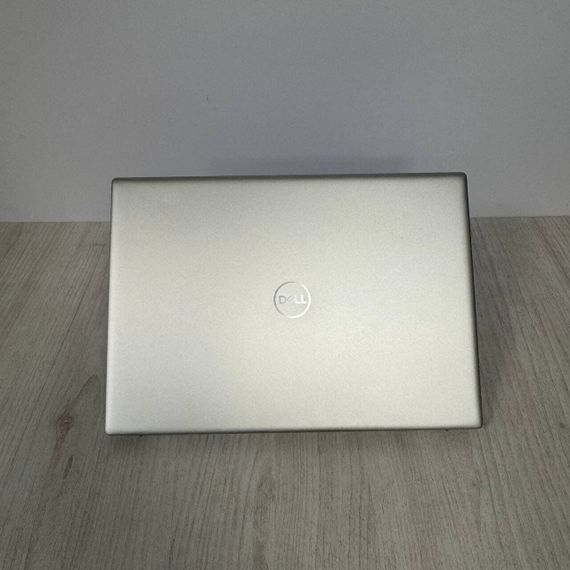 Игровой ноутбук Dell Inspiron 7630 / 16" (2560x1600) IPS / Intel Core i7-13700HX (16 (24) ядер по 2.1 - 5.0 GHz) / 16 GB DDR5 / 512 GB SSD / nVidia GeForce RTX 4060, 8 GB GDDR6, 128-bit / WebCam б/у | Зображення 7