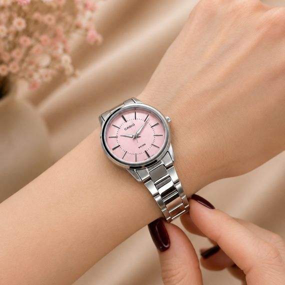Жіночий годинник Casio LTP-1303D-4A | Зображення 3