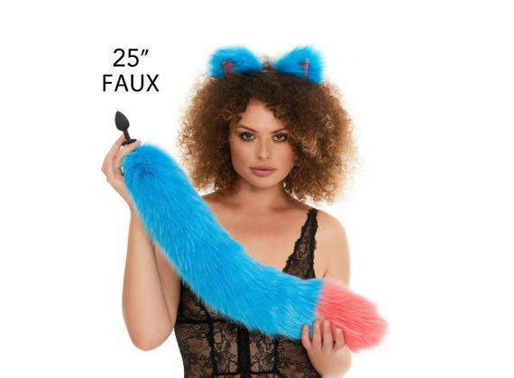 Анальний хутряний хвіст без пробки, Яскраво-голубий з яскраво-рожевим кінчиком, OKOVA 60 см. sexstyle