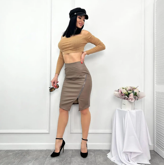 Женская юбка из эко кожи на молнии узкая миди, GF877 цвет капучино, размер 42 | Зображення 2