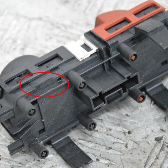 Кнопка аварійки і центрального замка Renault Scenic (II) 2003-2009 Рено Сценік 8200407415 | Зображення 2