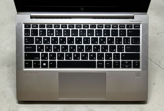 Ультрабук Б-класс HP EliteBook 835 G7 / 13.3" (1920x1080) TN / AMD Ryzen 5 PRO 4650U (6 (12) ядер по 2.1 - 4.0 GHz) / 4 GB DDR4 / 120 GB SSD / AMD Radeon RX Vega 6 Graphics / WebCam б/у | Зображення 2