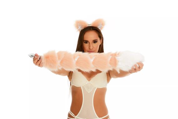 Анальний хвіст зі стрічкою без пробки, Персиковий з білим кінчиком, OKOVA 60 см. Sex Aura | Зображення 2