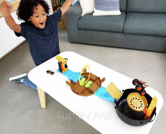 Трек Хот Вілс Монстр-трак. Шина трамплін. Трюкова арена. Hot Wheels Monster Trucks Stunt Tire Playset Exclusive | Зображення 5
