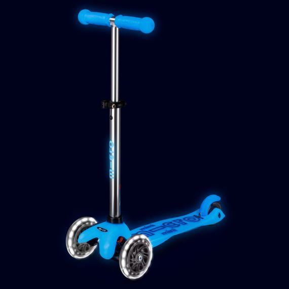 Детский трехколесный самокат Mini Deluxe Glow LED Artic Blue (Арктический синий со светящимися колесами) | Зображення 5