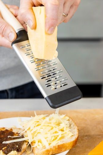 Тертка KitchenAid Coreline KAG320OHACE 29.6 см кремова | Зображення 5