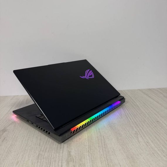 Ігровий ноутбук Asus ROG Strix SCAR 16 G634JZR / 18" (2560x1600) IPS / Intel Core i9-14900HX (24 (32) ядра по 1.6 - 5.8 GHz) / 32 GB DDR5 / 1000 GB SSD / nVidia GeForce RTX 4080, 12 GB GDDR6X, 192-bit / WebCam б/в | Зображення 5