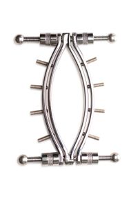Зажим для вагины Master Series: Spread 'Em Poker Vagina Clamp with Adjustable Pressure Screws, шипы Sex Aura