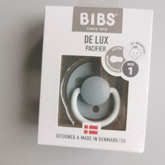 Соска пустушка Bibs De Lux Latex 0-6 міс нічна Cloud glow