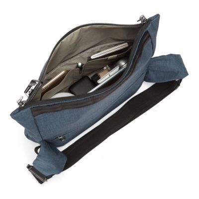 Сумка Pacsafe Metrosafe X sling pack Синяя (30650646) | Зображення 2
