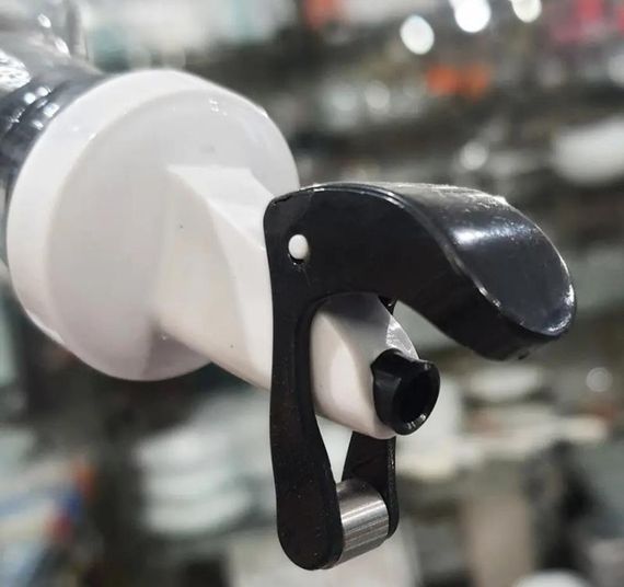 Скляна пляшка для олії / оцту "Bottle" 520мл кришка з дозатором | Зображення 2