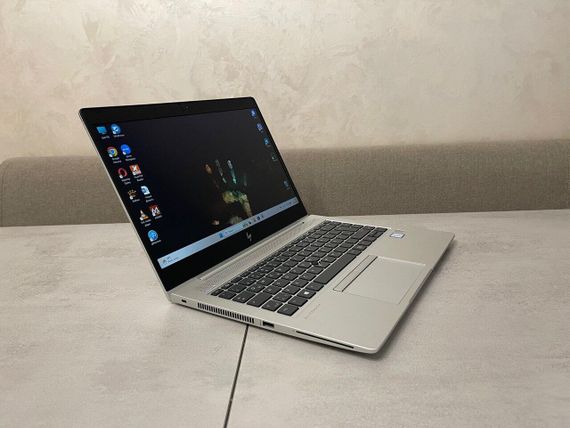 Ультрабук HP EliteBook 840 G5 / 14" (1920x1080) IPS / Intel Core i5-8365U (4 (8) ядра по 1.6 - 4.1 GHz) / 16 GB DDR4 / 256 GB SSD M.2 / Intel UHD Graphics 620 / WebCam б/у | Зображення 4