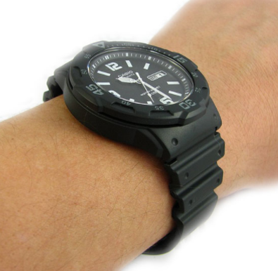 Стильні чоловічі полімерні наручний годинник Оригінал Casio Collection MRW-200H-1B2VEG з полімерним ремінцем | Зображення 2